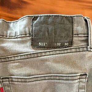Levi's 511 Men's Slim Fit Charcoal Jeans
